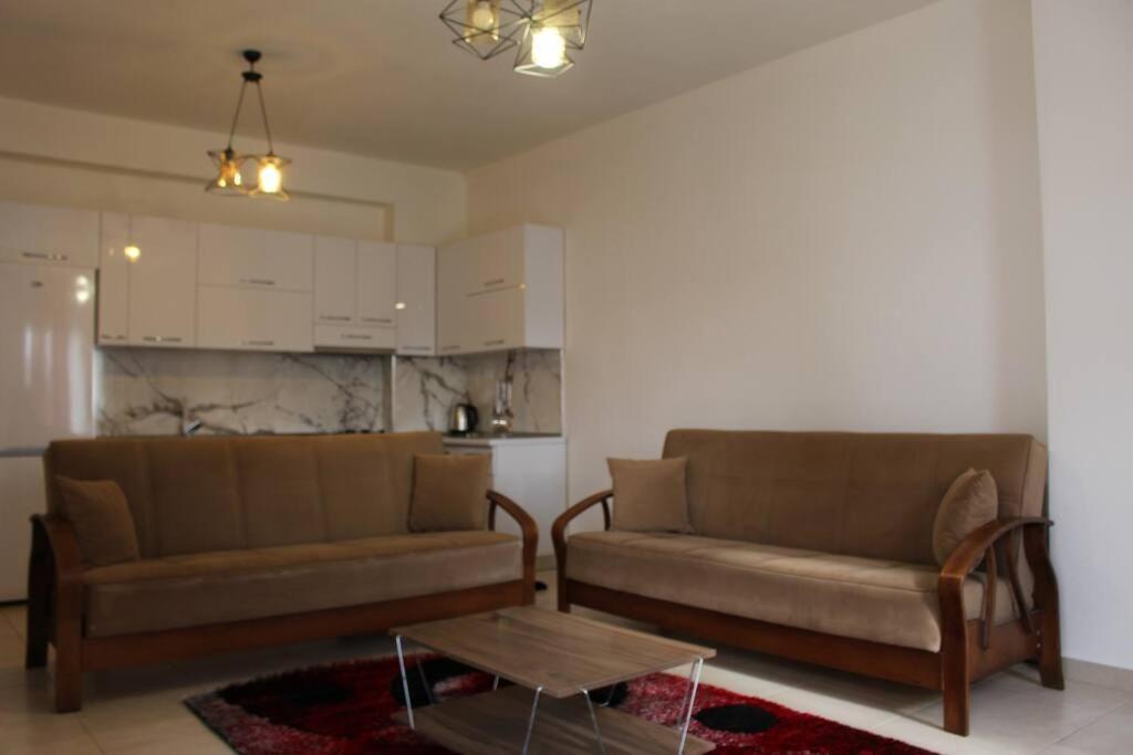 City Center Luxurious Apartment Shkodër Eksteriør billede