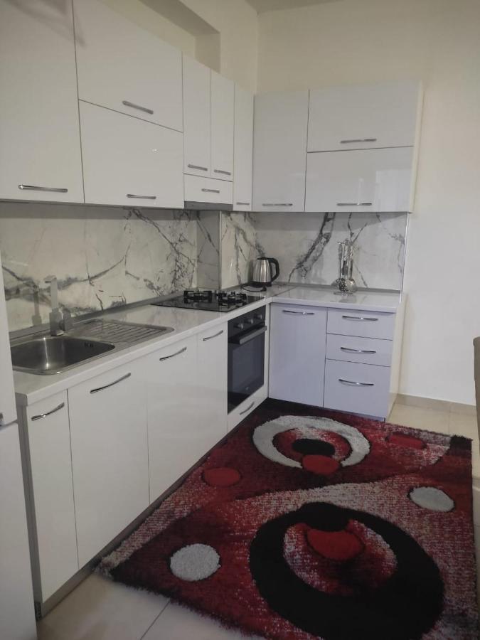 City Center Luxurious Apartment Shkodër Eksteriør billede