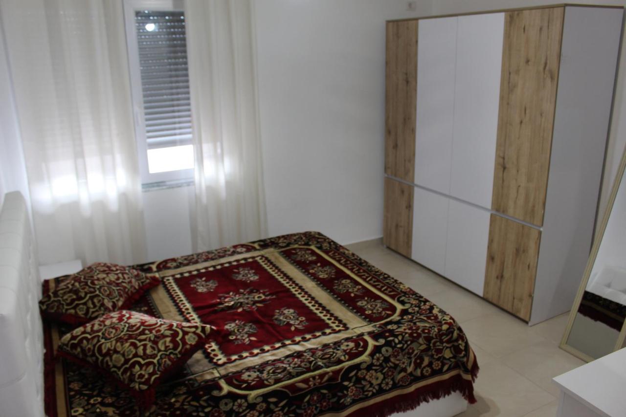 City Center Luxurious Apartment Shkodër Eksteriør billede